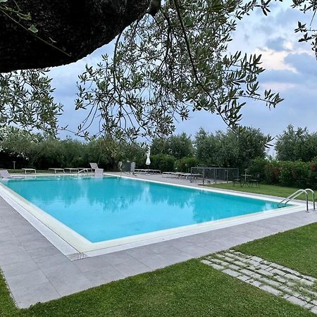 מנרבה דל גארדה Villa Athena Charme מראה חיצוני תמונה